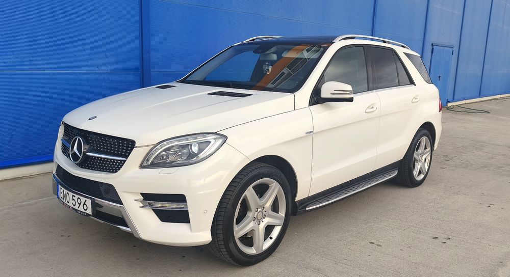 Mercedes ML 250d AMG**Navi.. Piele.. Panoramic**Recent Adusa