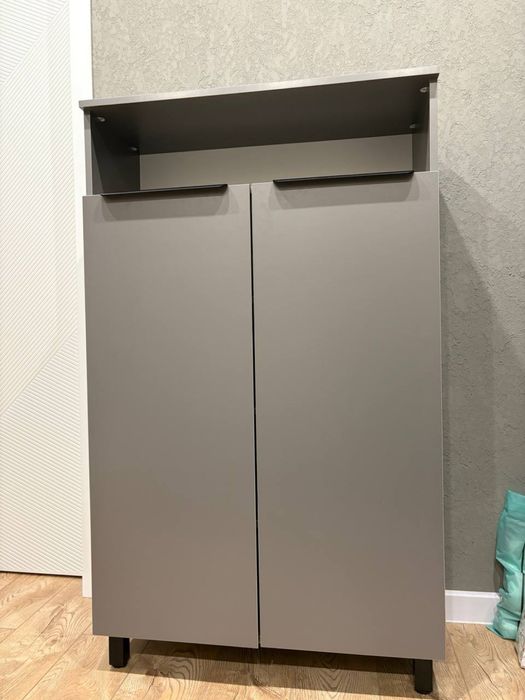 Шкаф в хорошим состояний