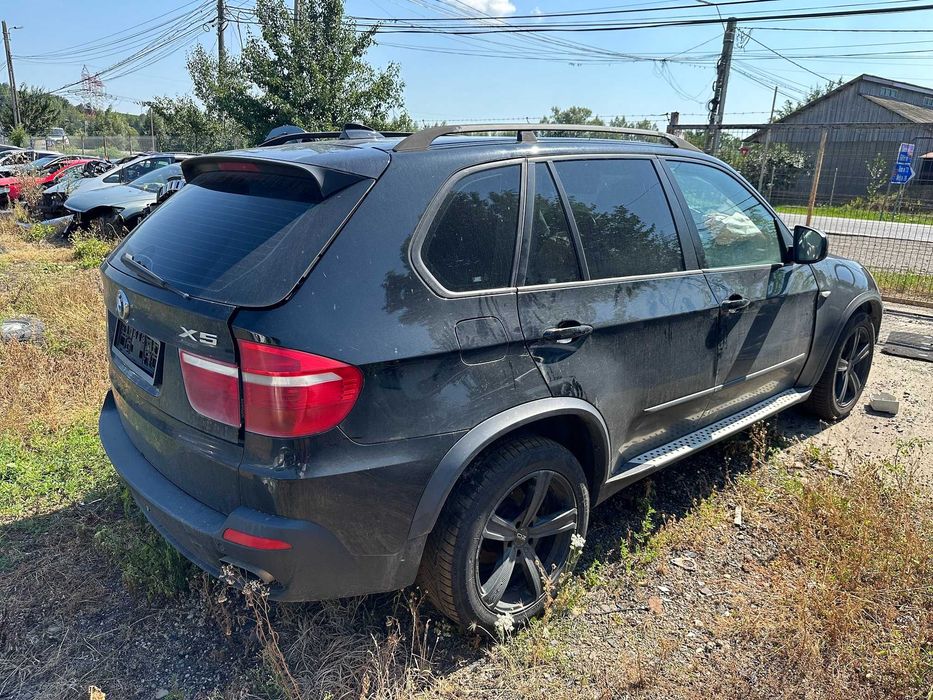 Dezmembrez BMW X5 E70 3,0 diesel 2009 cod motor M57