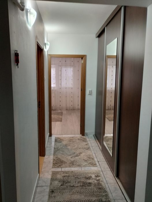 Inchiriez apartament 2 camere cf.1 dec. et 1 - Prundu-Romaria