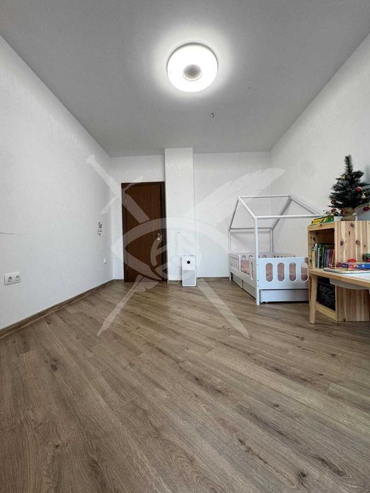 Продава се Тристаен апартамент в Бургас, Зорница - 118 кв.м за 1578 €/кв.м - Снимка #10