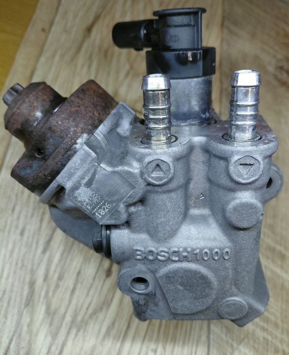 Оригинална ГНП помпа Bosch за BMW 2.0d N47N 184кс / 218кс (0445010517)