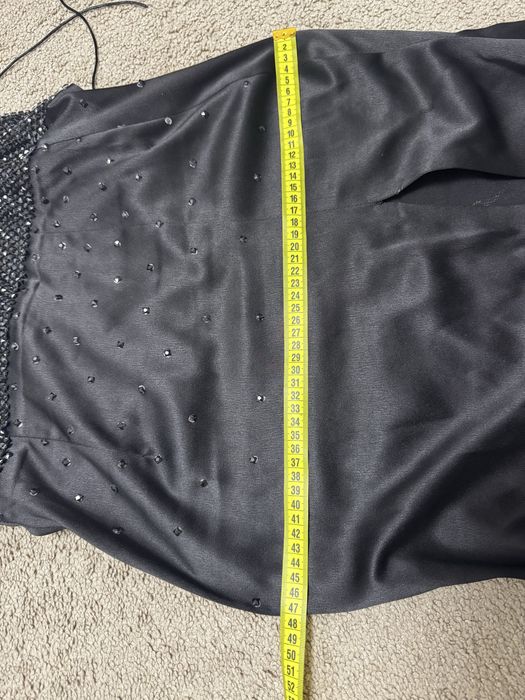 Vand / inchiriez Rochie nasa marimea M 36-38