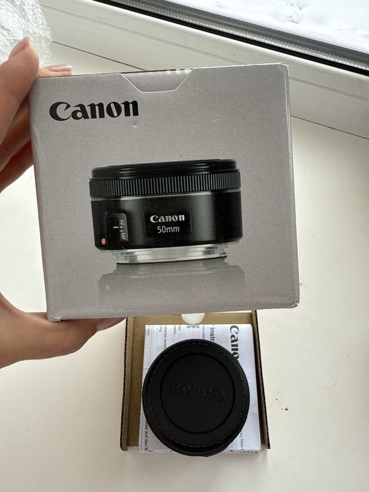 Canon объектив EF 50mm/ 1.8STM