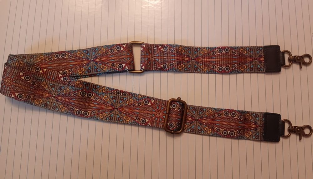 Сумочка из нат.кожи, новая, 5000 тг.