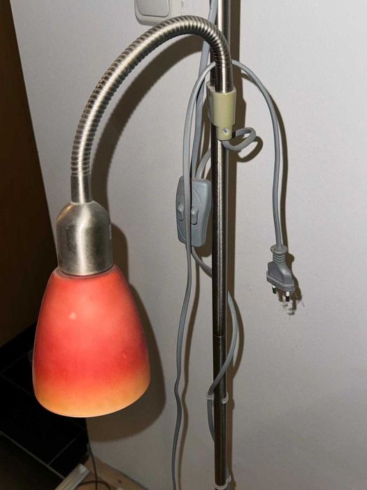 Vand lampa verticală