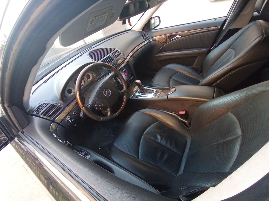 Продам Мерседес w211