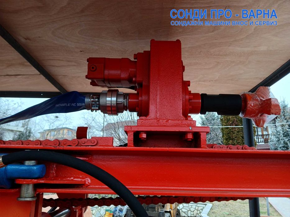 Нова Професионална Сондажна машина Track-260CN до 260 м (без тръби)