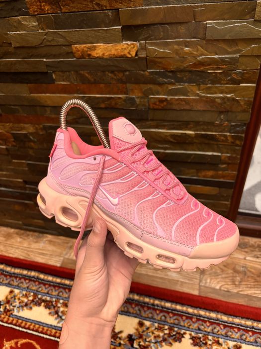 Adidași Nike Air Max Plus TN roz