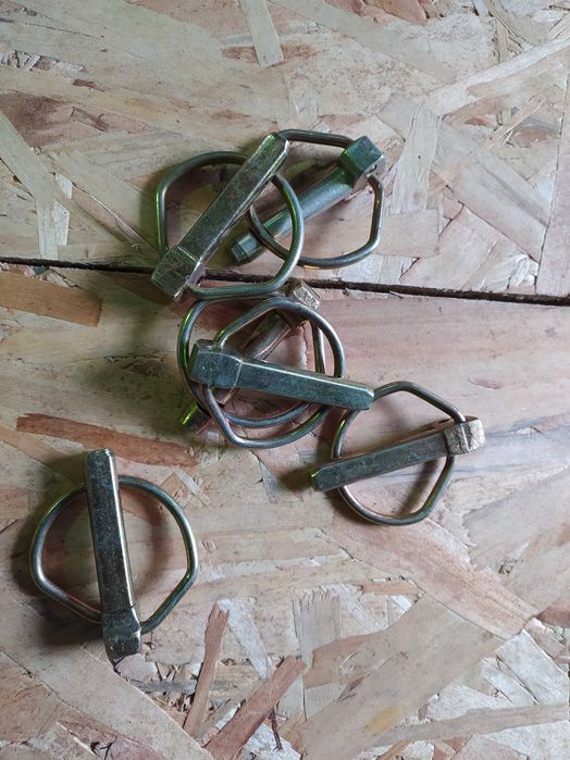 Щифт _фиксатор за трактор