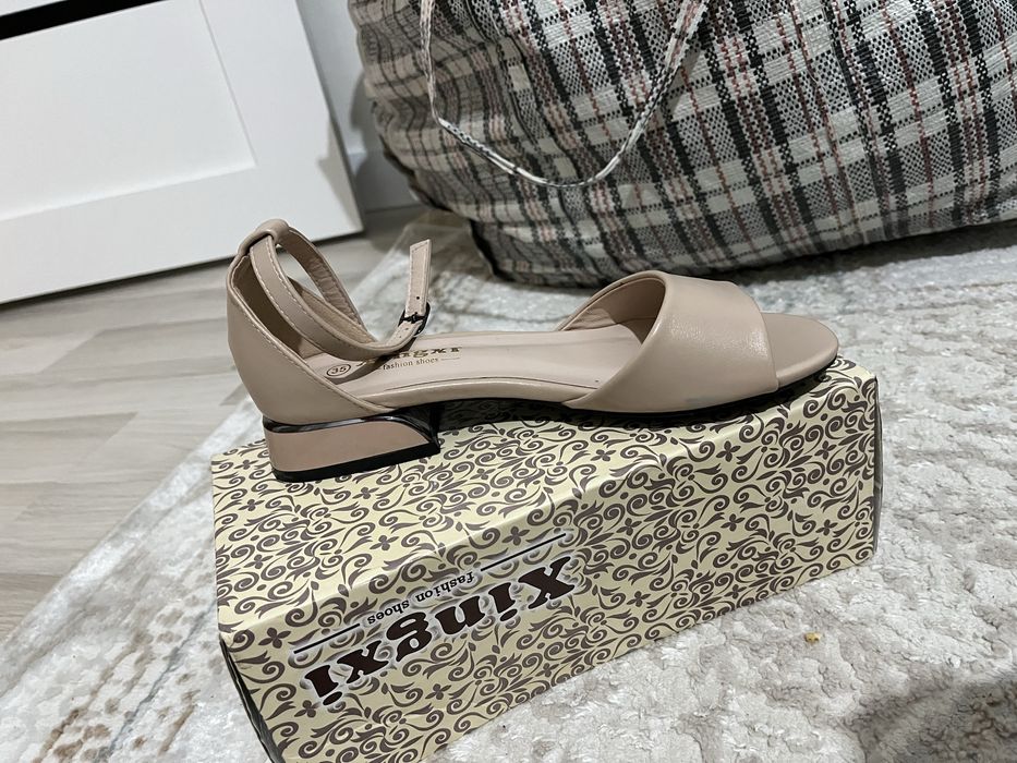 Новая обувь ,продается