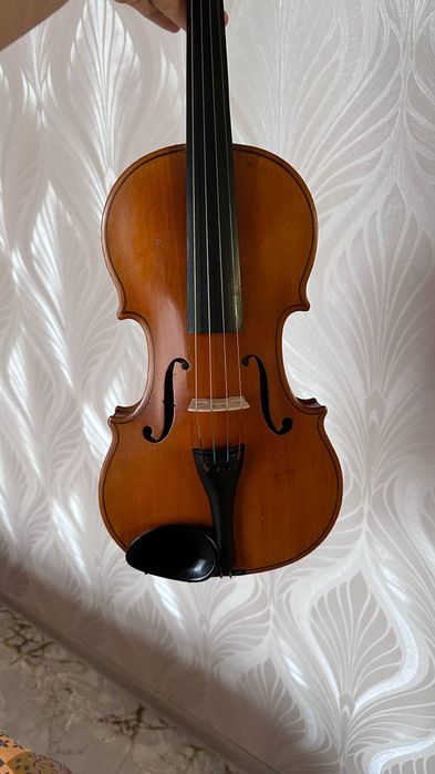 Продается скрипка 4/4 Российская