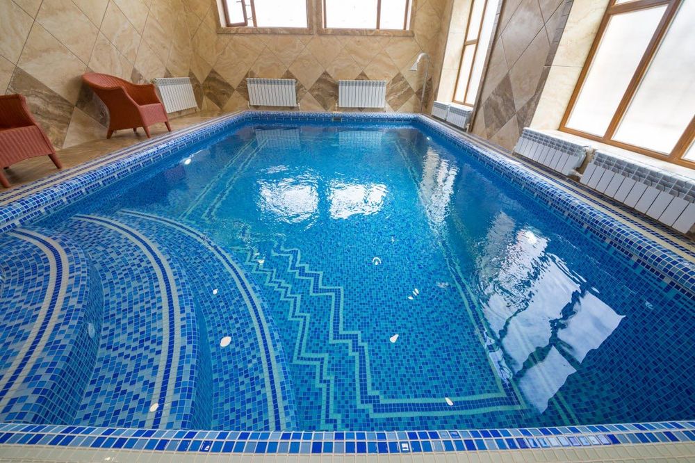 Вилла / Уникальное Шале в горах Чимган / Роскошный  Дом