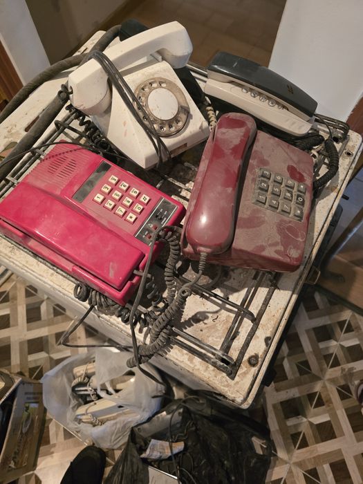 Продается домашние телефоны