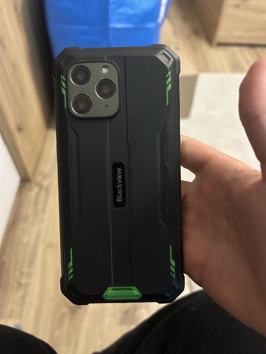 Удароустойчов телефон Blackview