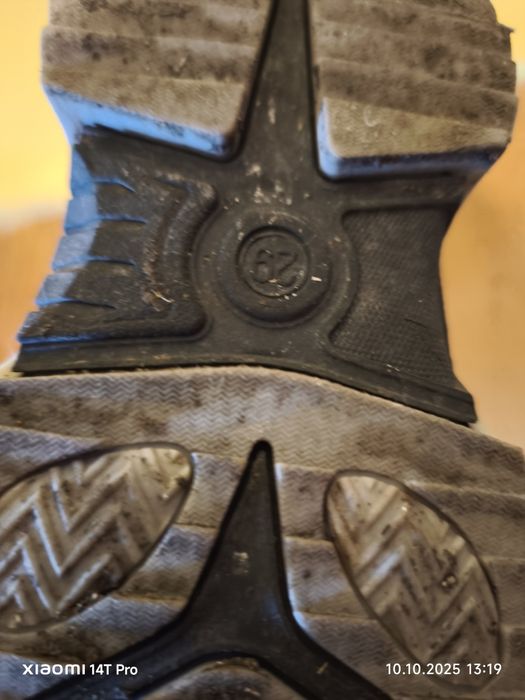 Детски боти ,ползвани