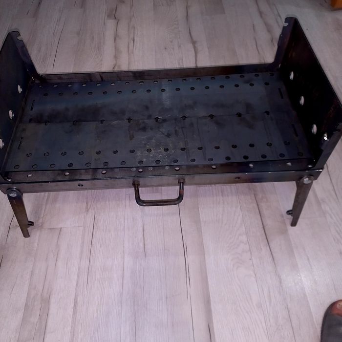 Мангал новый. Разборный.