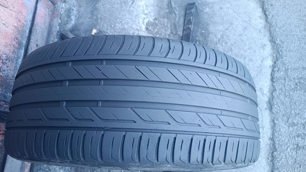 225/40/18 Bridgestone