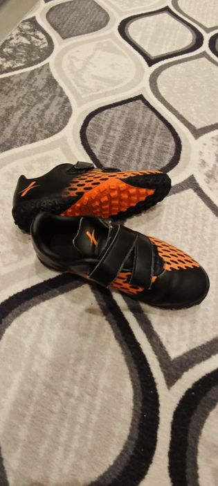 Детски футболни обувки 30 номер