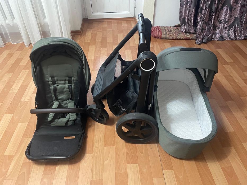Коляска универсальная 2 в 1