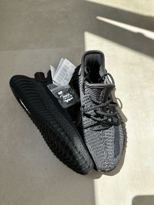 Adidas Yezzy Boost V2