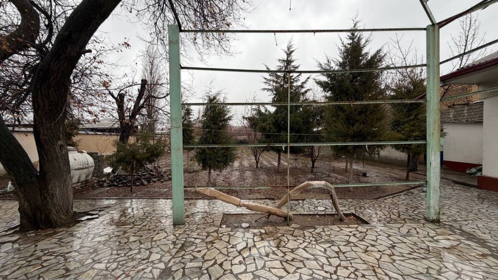 Yer sotiladi yangiyol tinchlik Erkin postdan 9 km 19 sotik 7000 $dan s