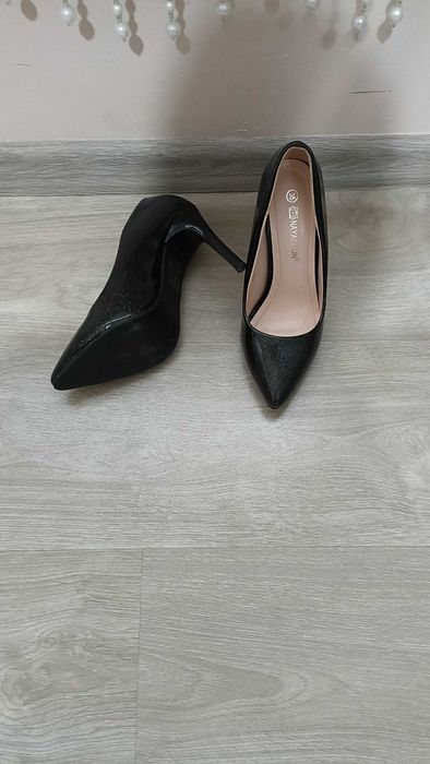 Обувки като нови