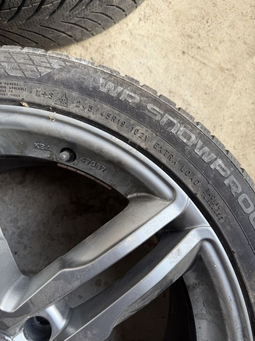 Jante Audi A8 2016 cu anvelope iarna Nokian Tires 245/45 R19