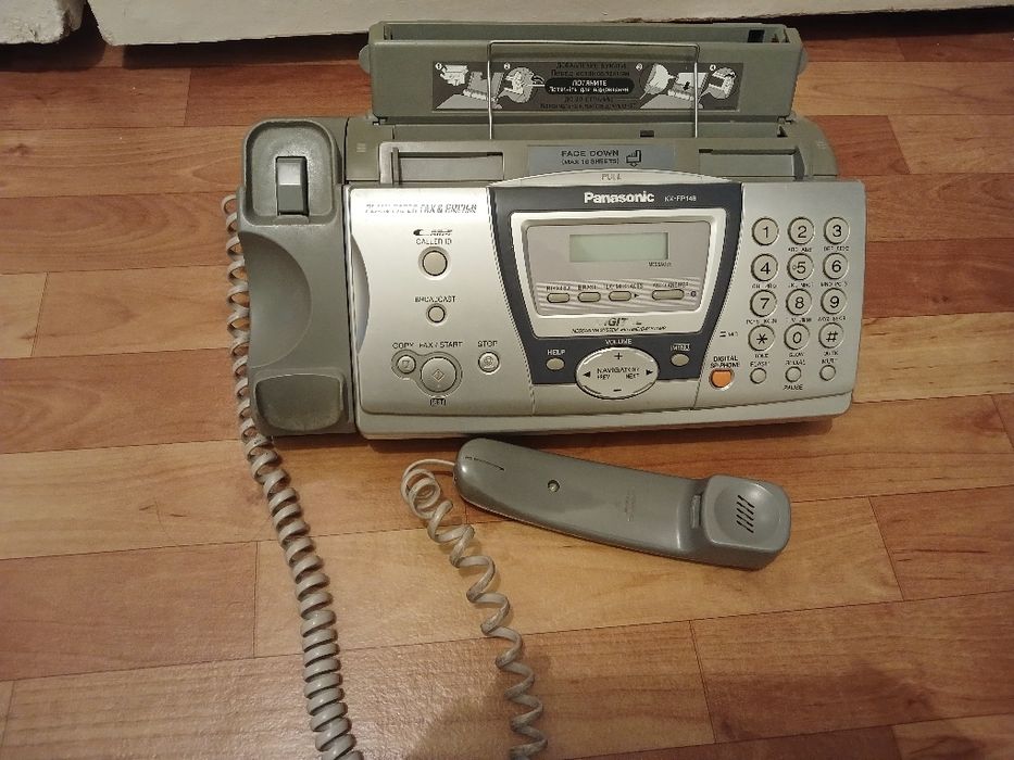 Продам факс Panasonic