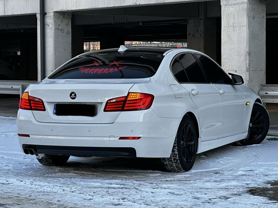 Vand/Schimb Bmw Seria 5 F10  //520D\\ Bi-Xenon~Navi~Senzori