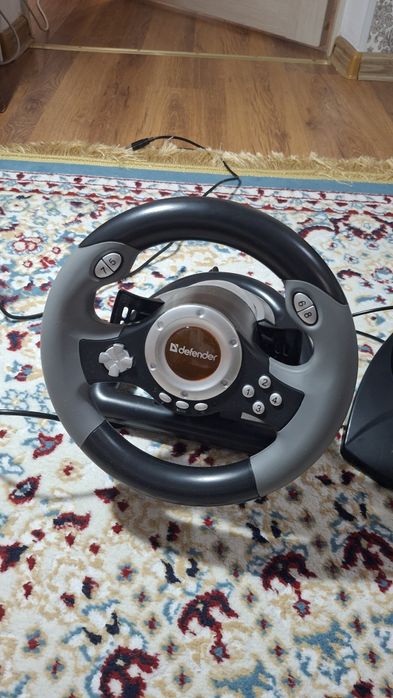 Руль Defender Challenge mini LE