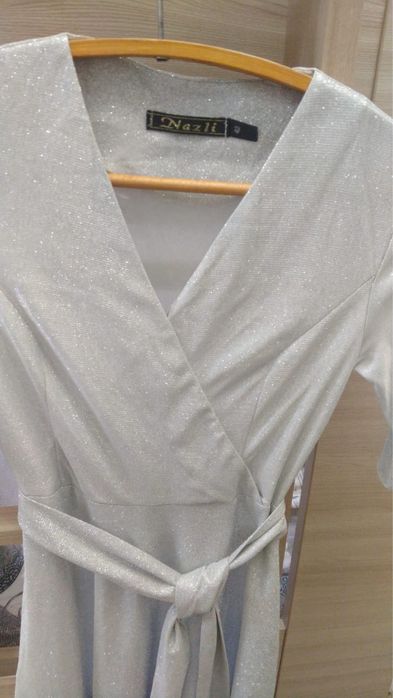 Продам платье