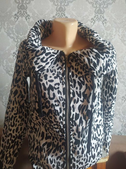 Распродажа женских курток