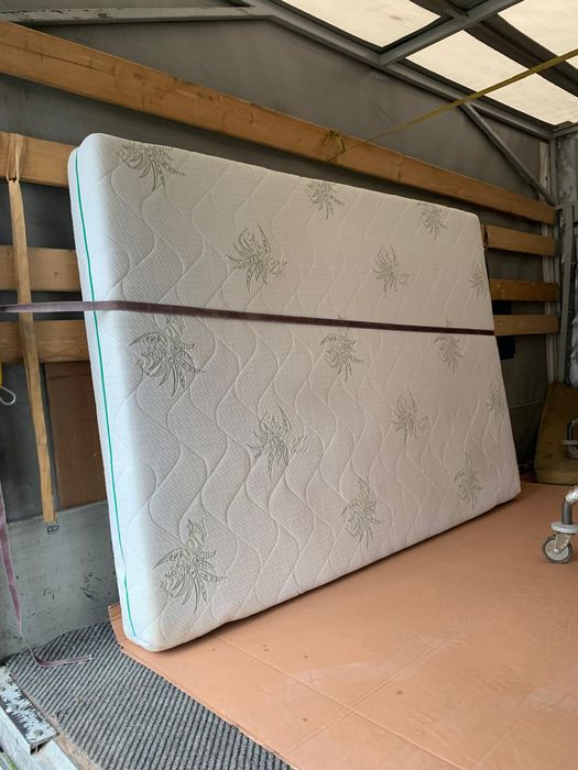 Saltea burete spuma 140 x 200 cm ieftina