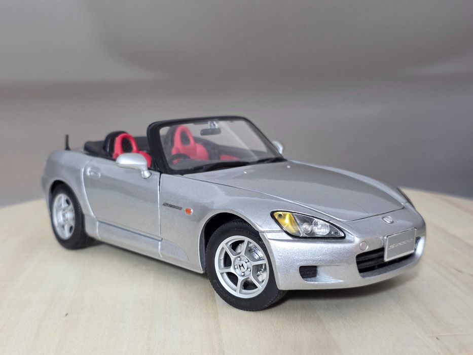 Macheta Auto 1/18 Maisto Honda S2000