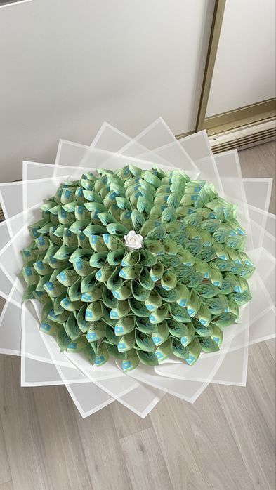 Денежные букеты,торты на заказ. Собираем букет любой сложности,суммы