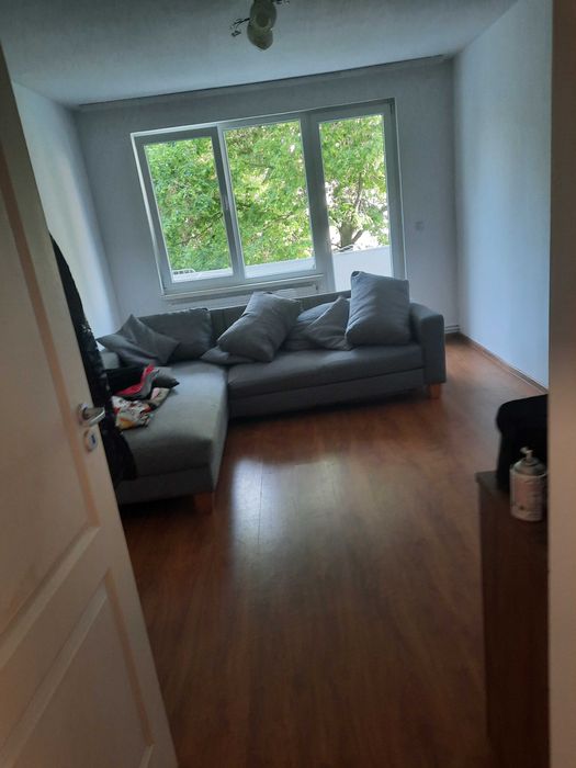 Vand apartament in frumoasa 12 E