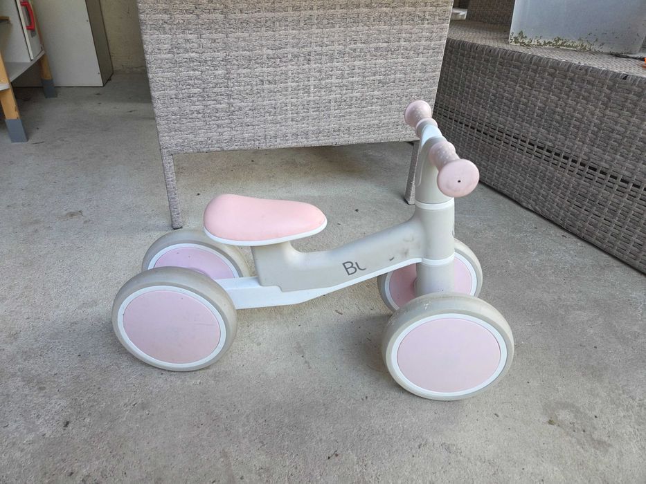 Продавам баланс колело