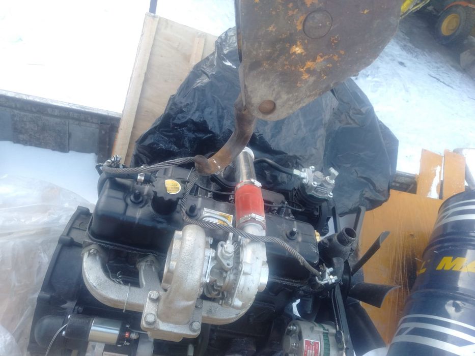 Двигаталь от экскаватора