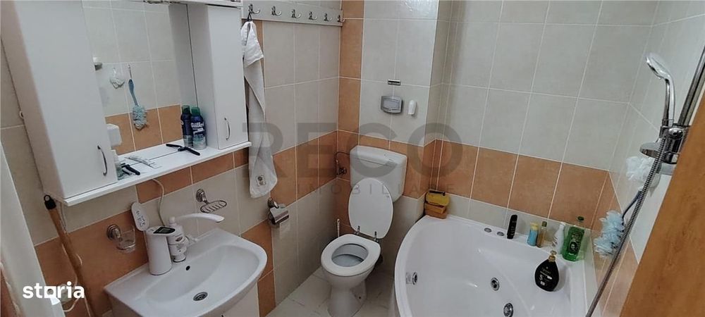 RECO Apartament 3 camere Prima Nufarul etaj 2