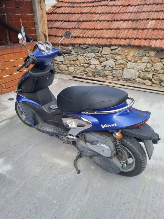 Запазен скутер Velvet Benelli