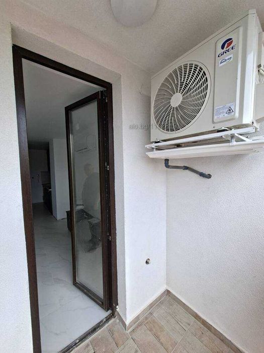 Продавам едностаен