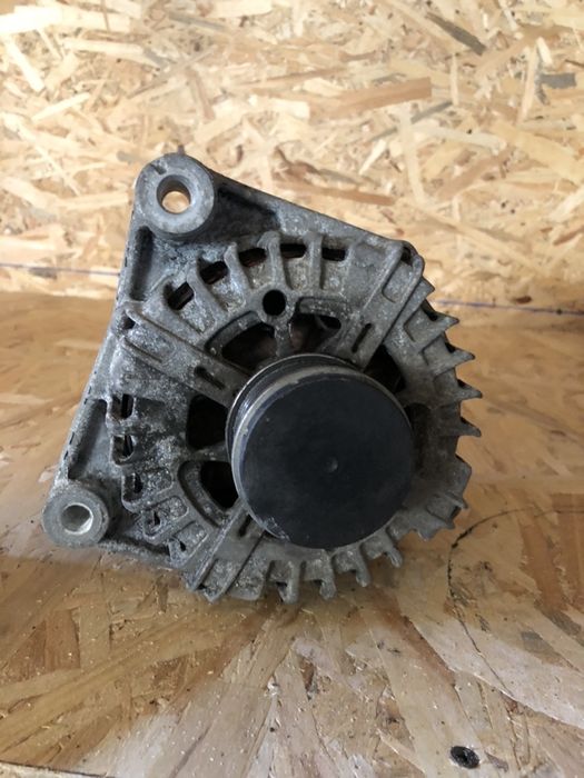 Alternator Bmw f10 f30 f20 f25 f26e90 e92 n47  !