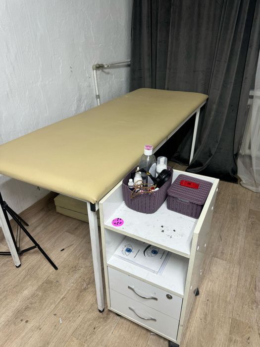 Продам кушетку,помощницу