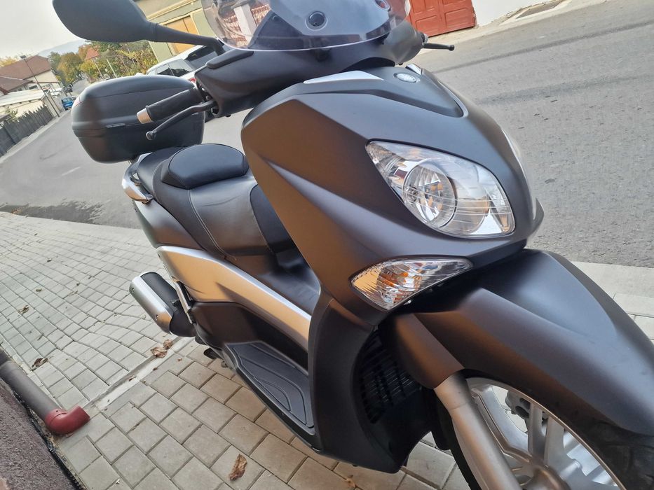 Yamaha X- city 250 – 2016 – 8.200 km – Stare excelentă