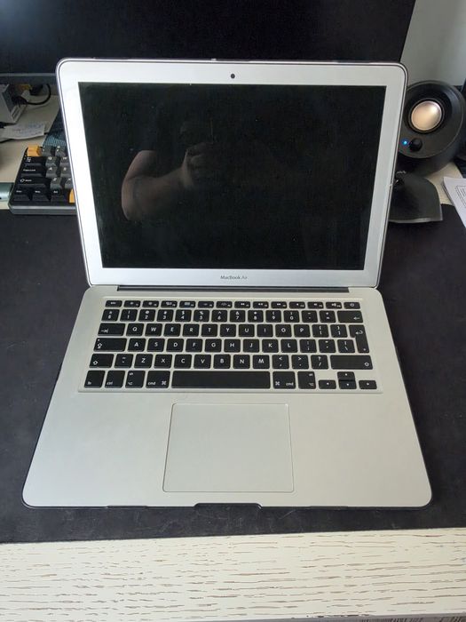 MacBook Air 13" (2017)