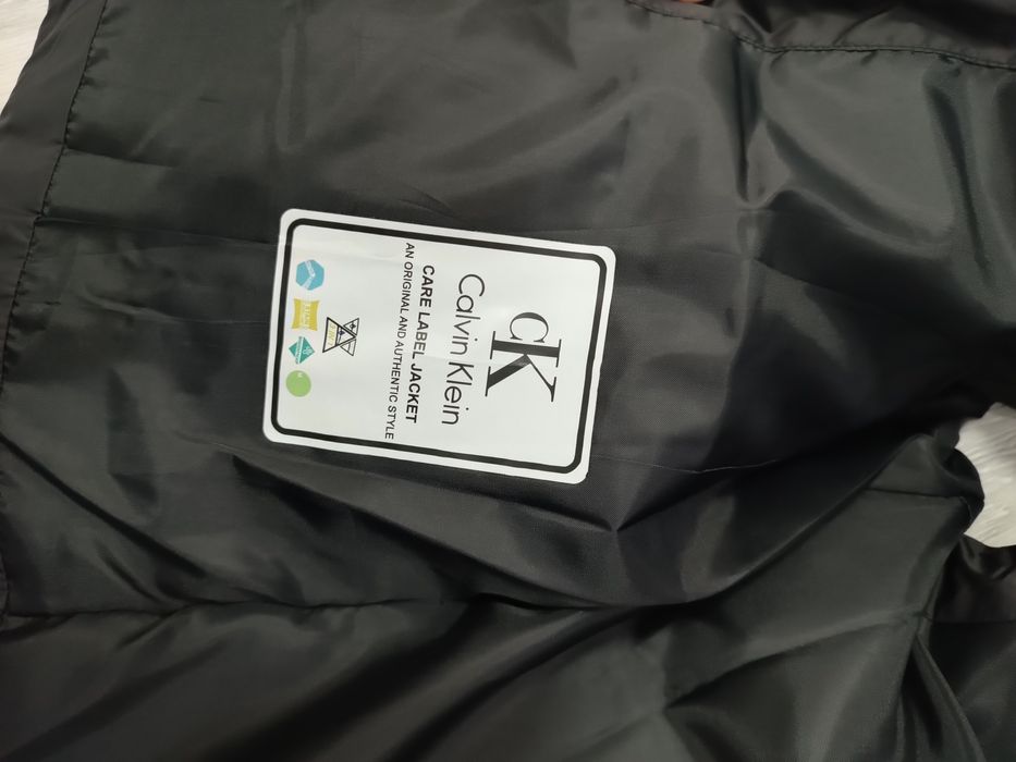 Vesta Calvin klein - M