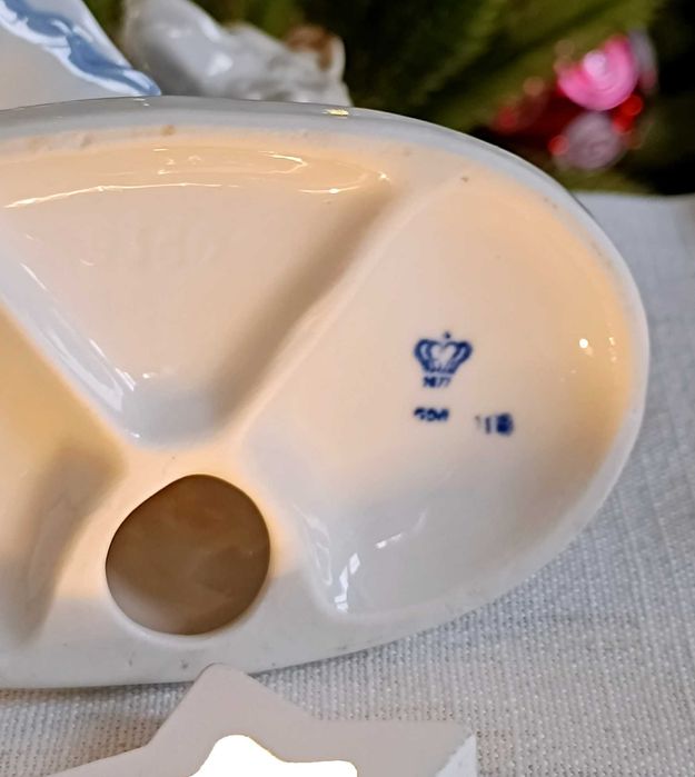 Немецкая винтажная фарфоровая статуэтка