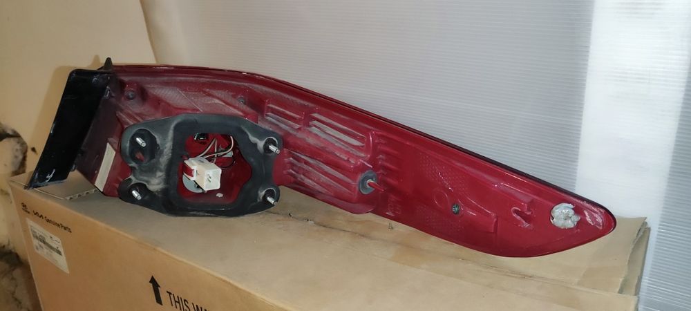 Фара задний  левый для kia optima