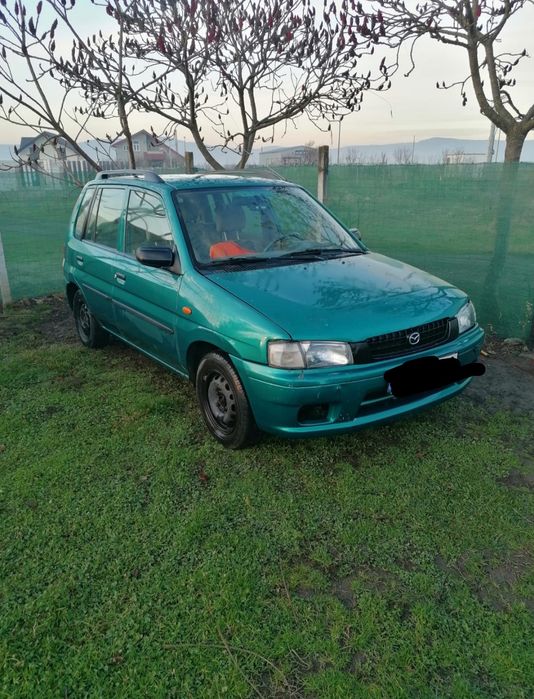 Mazda Demio 1999